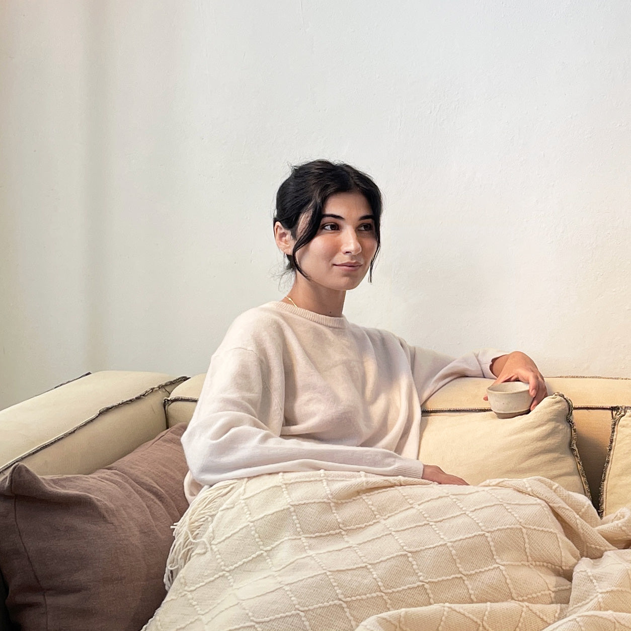 BOHEM Heated Sofa Blanket