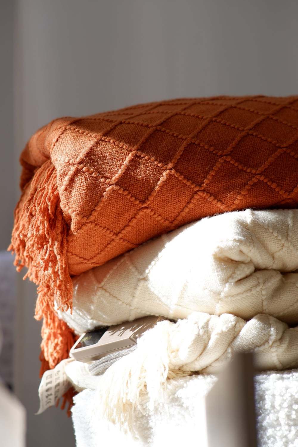 BOHEM Heated Sofa Blanket
